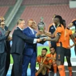 بنكيران يعود بأوراقه الثقيلة: تهديد بالقضاء ورسائل لرفاقه والخصوم